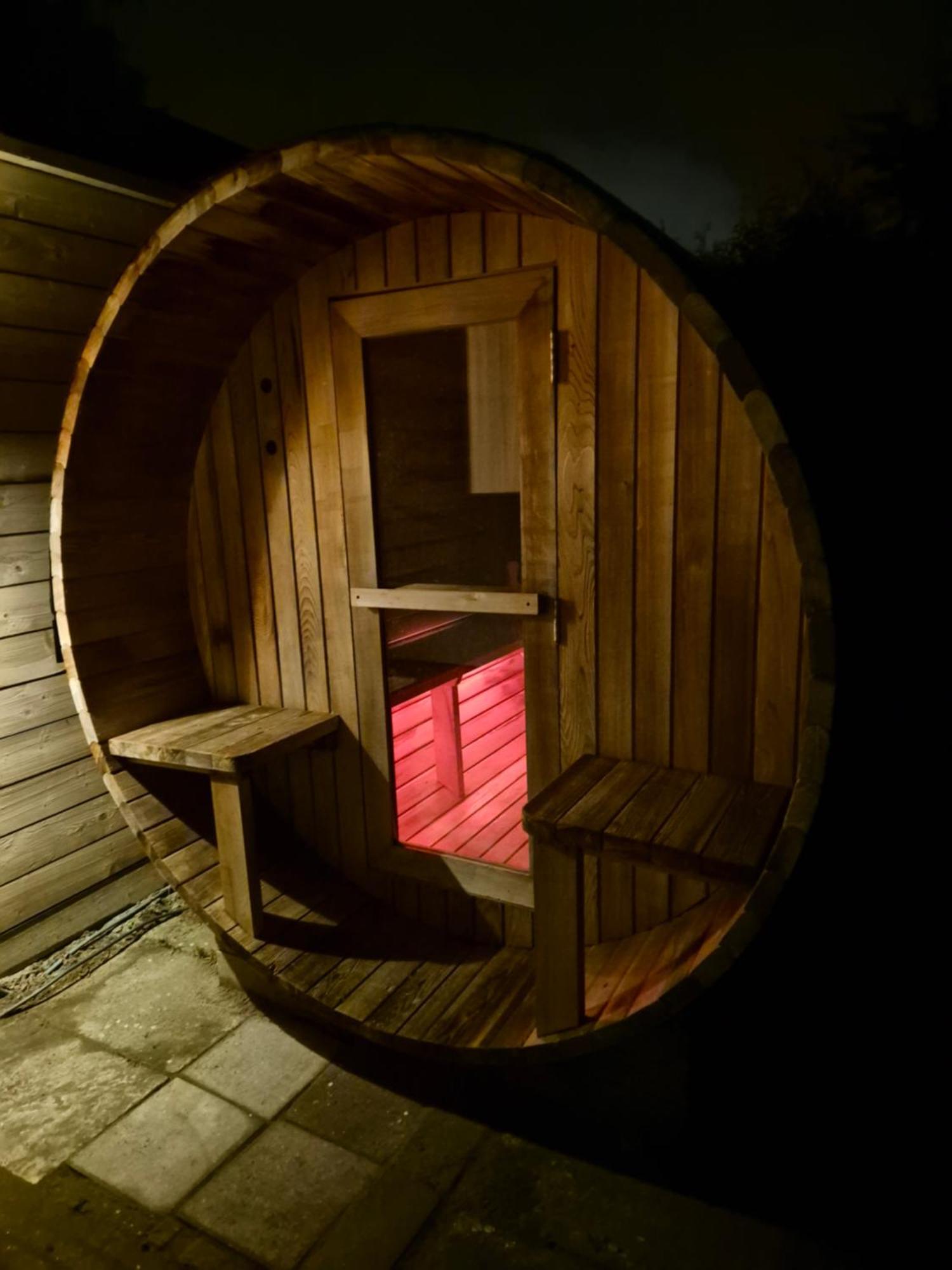 Luxe Boshuisje Met Prive Wellness & Jacuzzi Op De Veluwe เออร์เมโล ภายนอก รูปภาพ